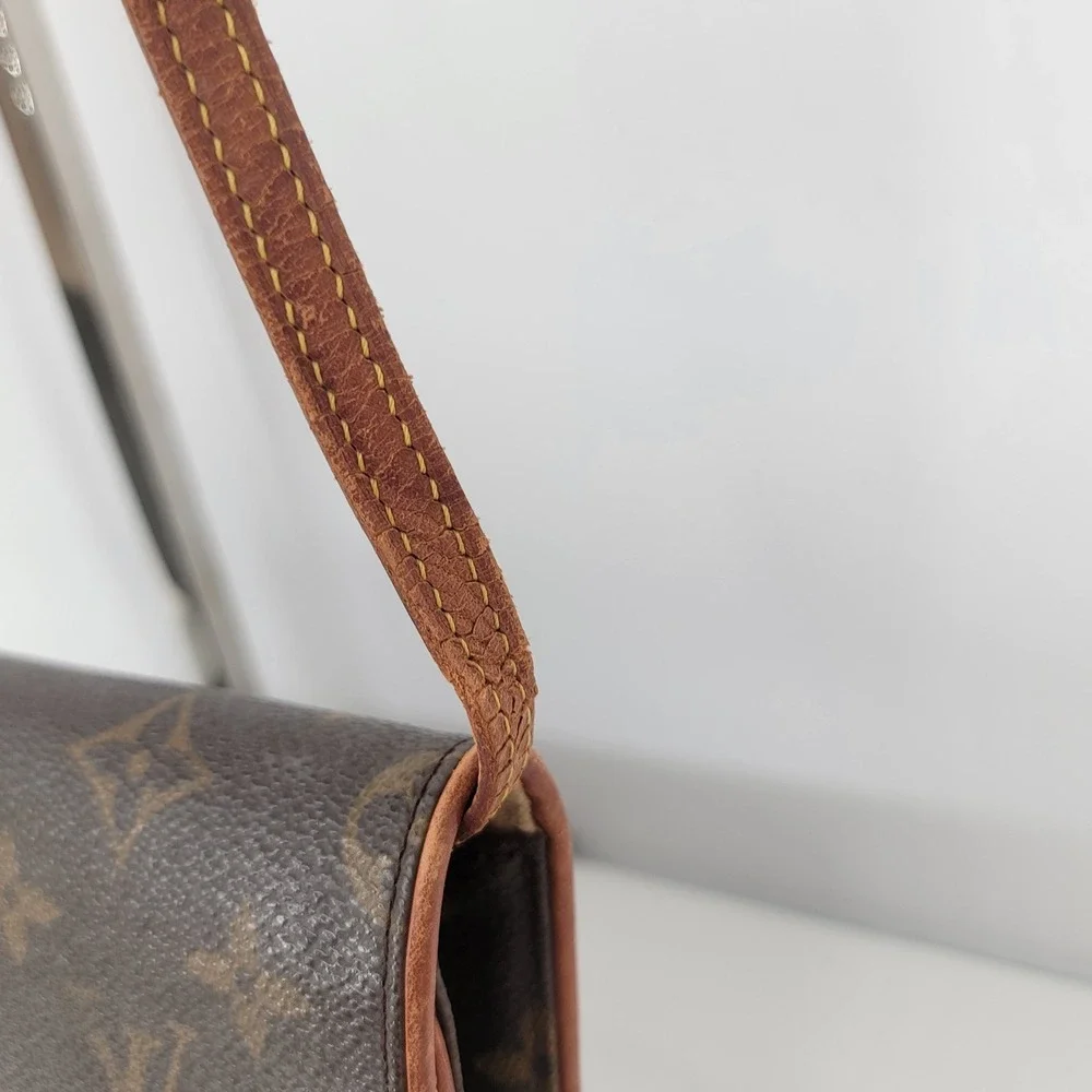 Authentic Louis Vuitton Twin PM Monogram Canvas Crossbody Clutch Bag w/ COA